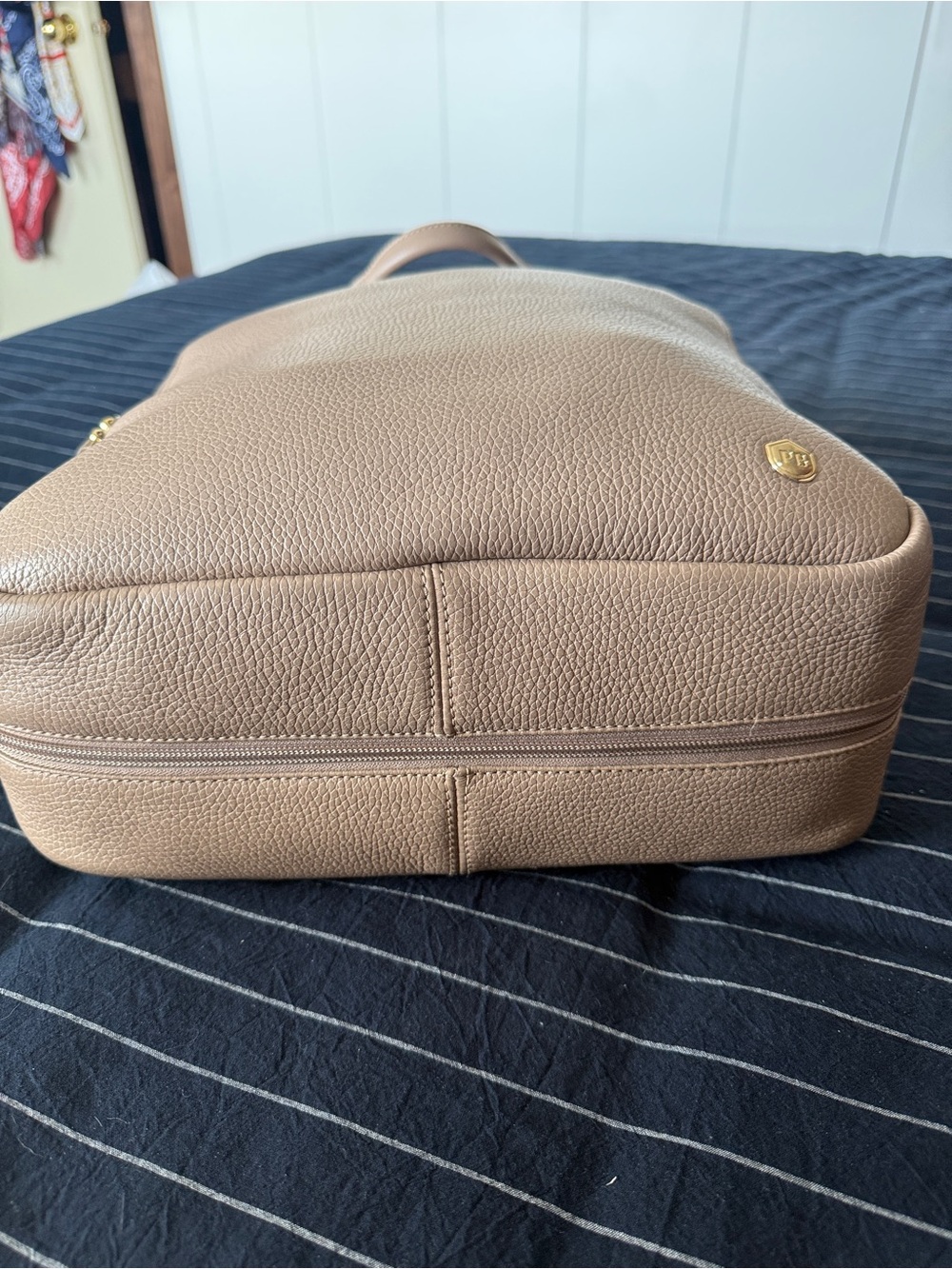 Poppy Barley ‘The Backpack’ - Picture 4 of 12
